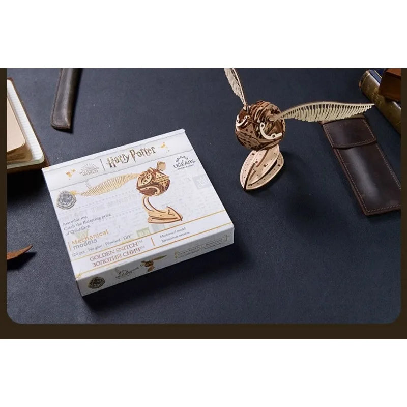 Harry Potter, genuine joint name, peripheral model, movable golden snitch, assembled puzzle, birthday gift.
